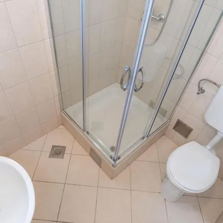 Stunning In With Sauna Feriehus *