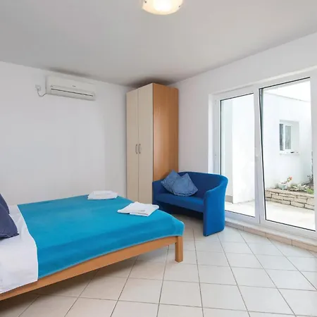 9 Bedroom Pet Friendly In Holiday home