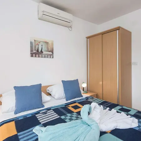 Stunning In With Sauna Feriehus *